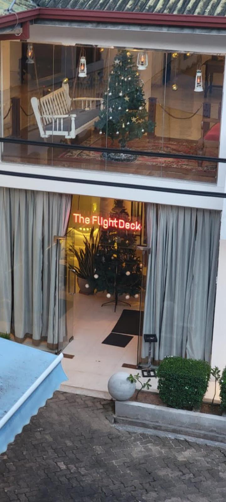 The Empyrean Airport Transit Hotel Katunayaka Bagian luar foto