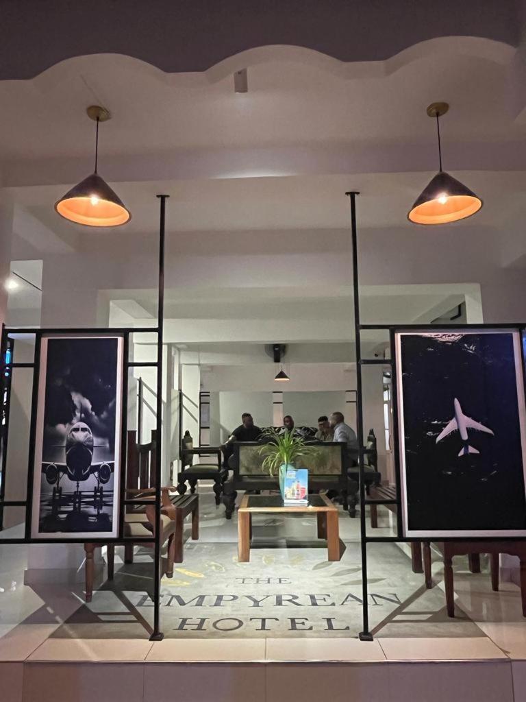 The Empyrean Airport Transit Hotel Katunayaka Bagian luar foto