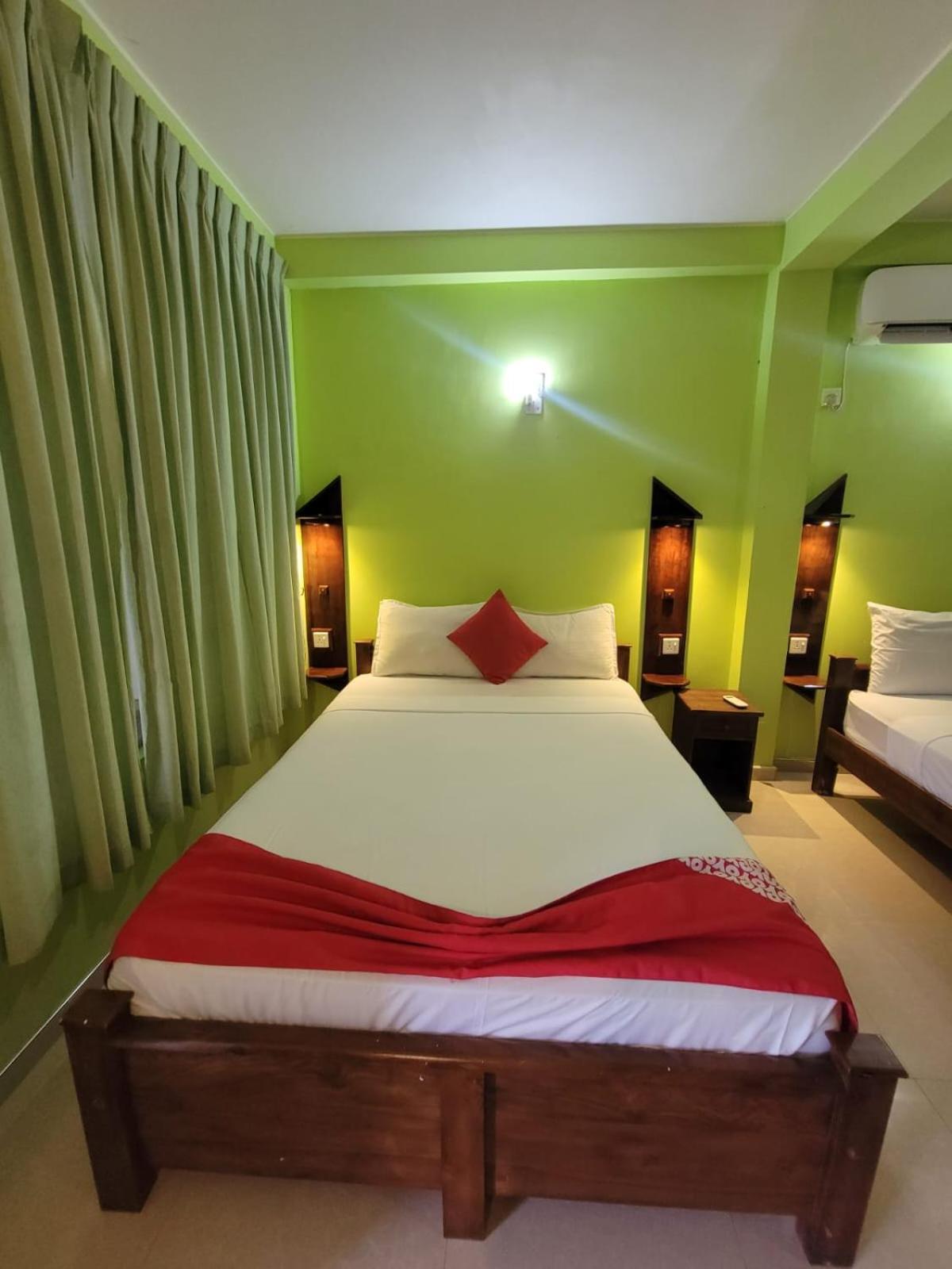 The Empyrean Airport Transit Hotel Katunayaka Bagian luar foto