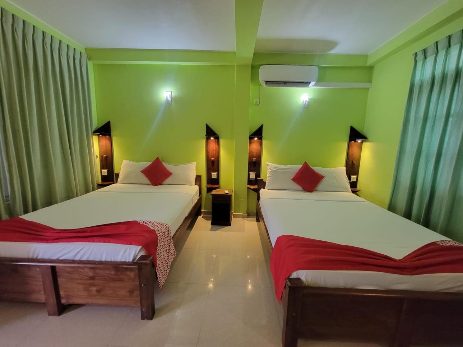 The Empyrean Airport Transit Hotel Katunayaka Bagian luar foto